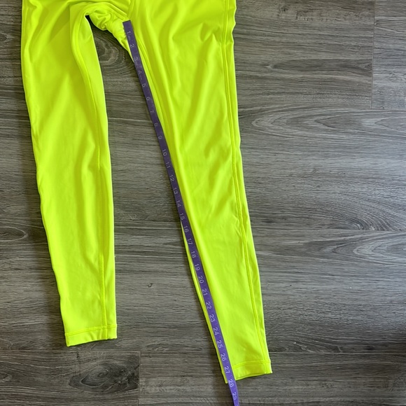 Lululemon Wunder Under High Rise 28" Leggings Highlighter Yellow Size 6 - Picture 6 of 7